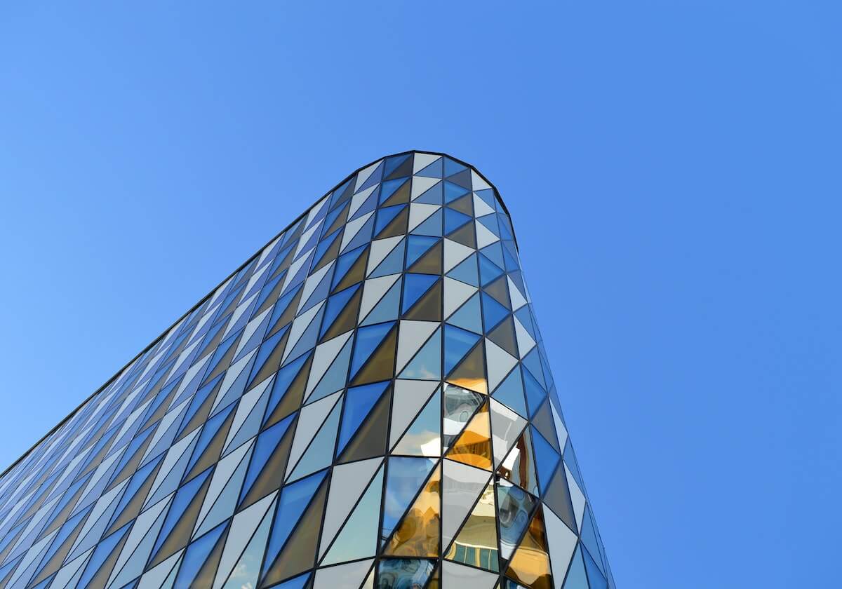 意甲媒体热议：帕夫洛维奇正在逐步成为米兰的明星球员，主教练对其赞赏有加