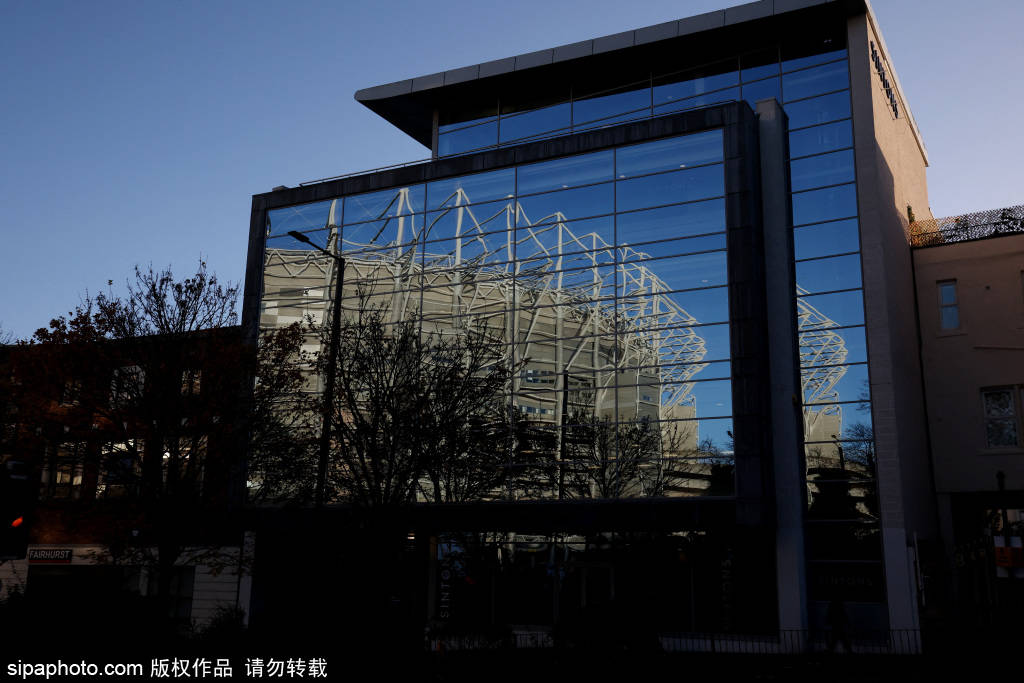 德甲与英冠双重挑战：多特与考文垂能否在客场突围？